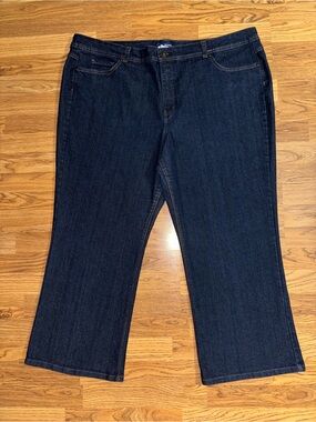 Basic Editions Bootcut Jeans Women’s Plus Size 26w Short Dark Blue Wash Stretch